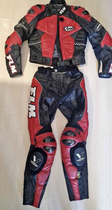 Мото екип Arai FLM 48 две части.