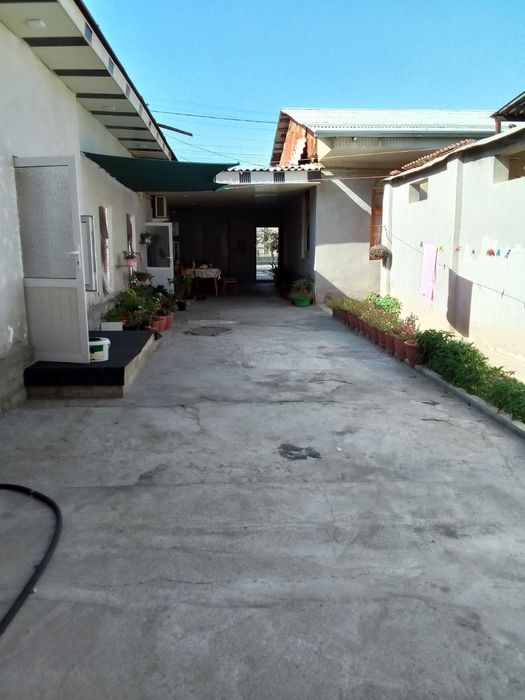 Продается участок  в янгиабад.