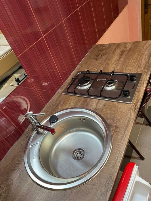 Ofer spre închiriere garsoniera la casa  in centru Sibiu