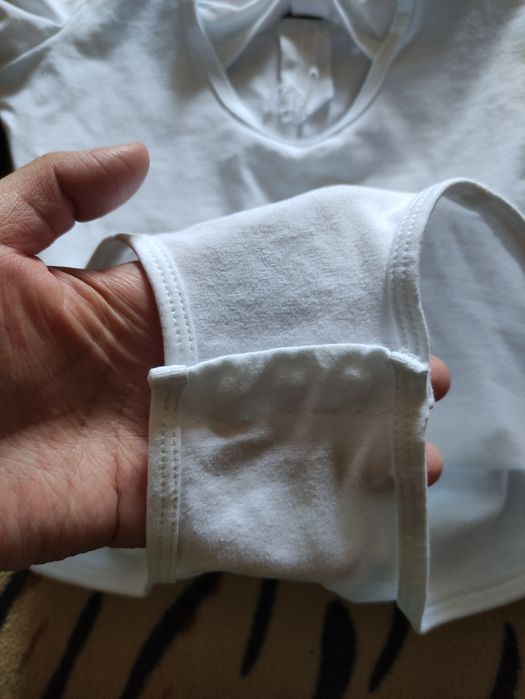 Продам гимнастический купальник на девочку