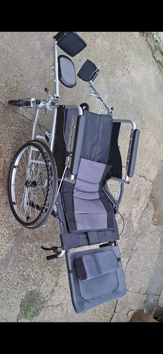 Scaum pentru persoane cu dizabilitati