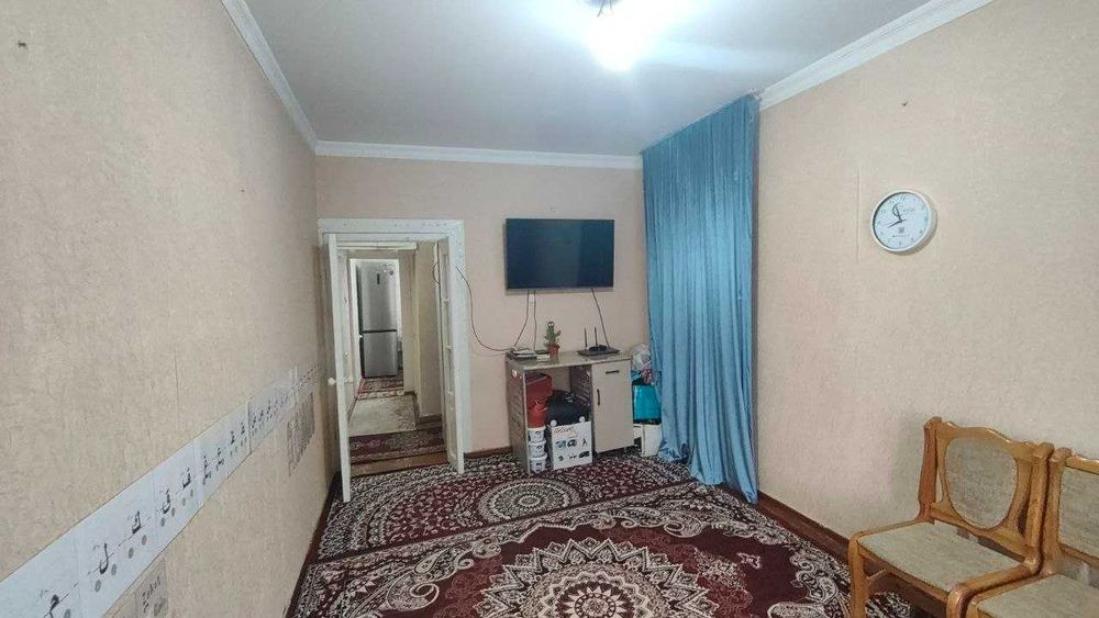 Продажа от собственника. Юнусабад 2 кв, 2/4/4, 58 м².
