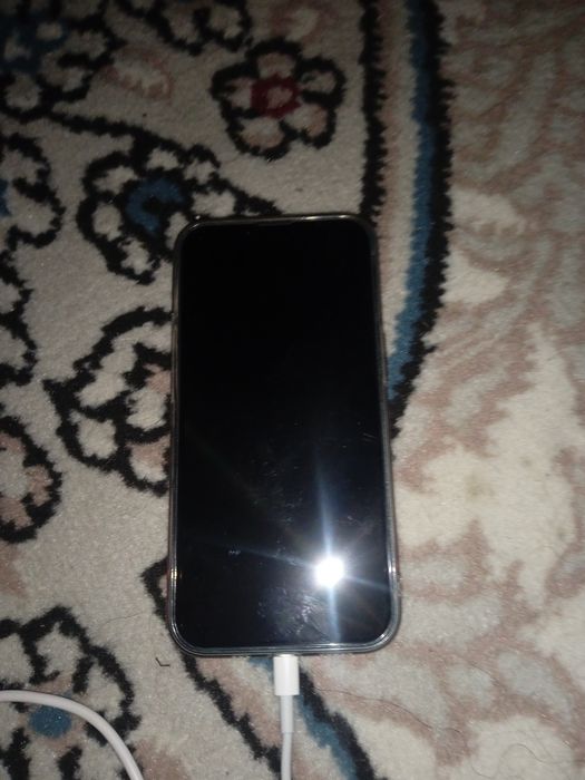 Iphone 13 radnoy ideal