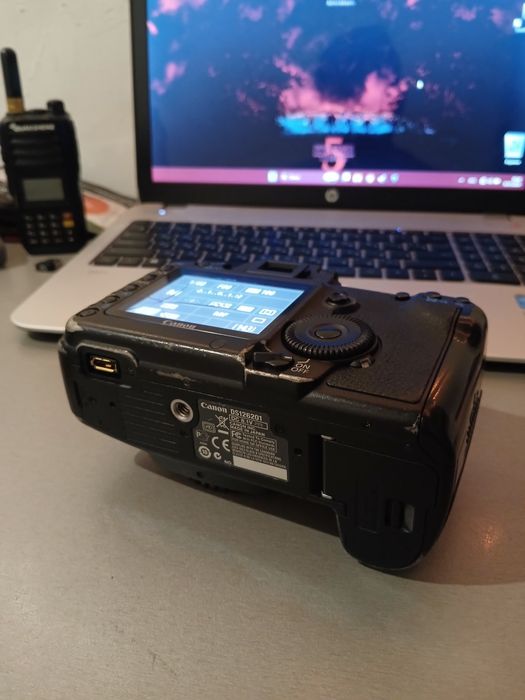 Canon 5D Mark ii 2 body