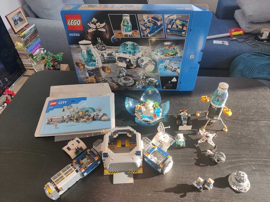Lego 60350 Lunar Research Base, Asamblat
