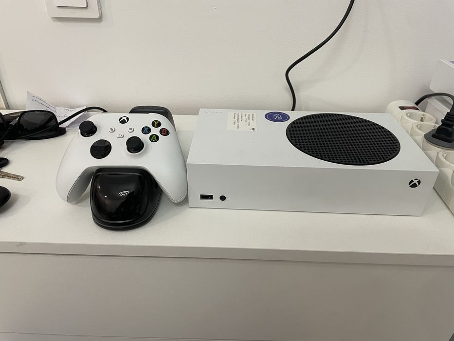 Продам xbox series s