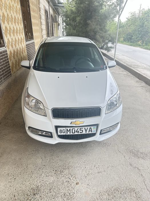 Salondan. Bir qul minilgan metani bor shumka chilingan