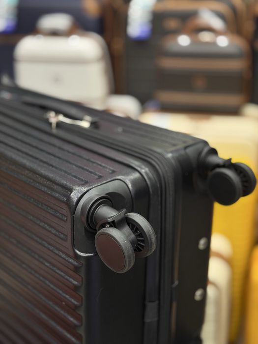 Sifatli chamadonlar skidka narxlarda, чемоданы на скидке