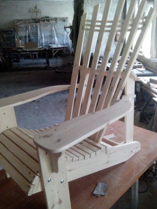 Продаю кресло дачное