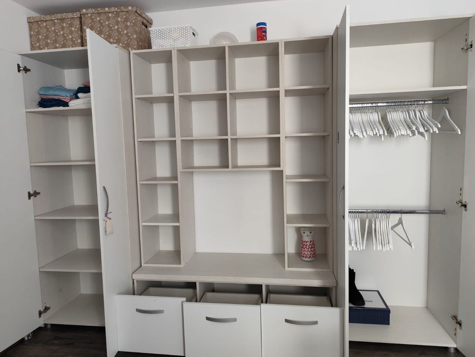 Mobila cameră tineret