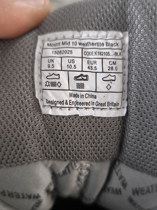 Vând ghete Karrimor impermeabile