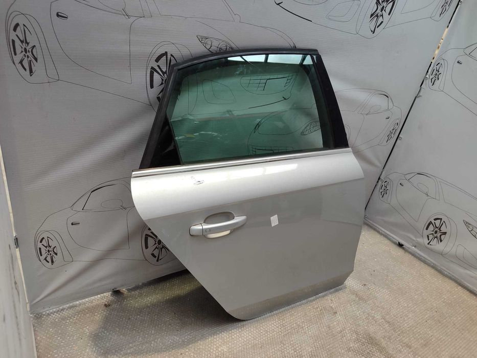 Ușă Spate Dreaptă Audi A4 S4 B8 8K Sedan Gri Cod Culoare P5 / X7W 2009 / [2008-2015] / 8K5833052D (2D)
