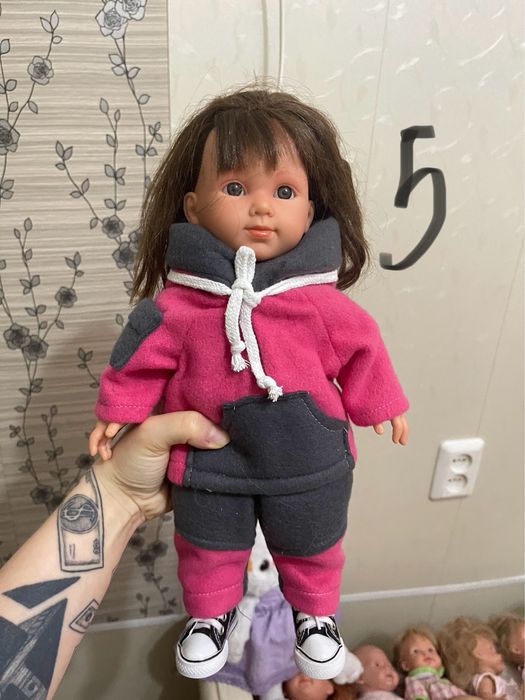 Продам кукол коллекционных