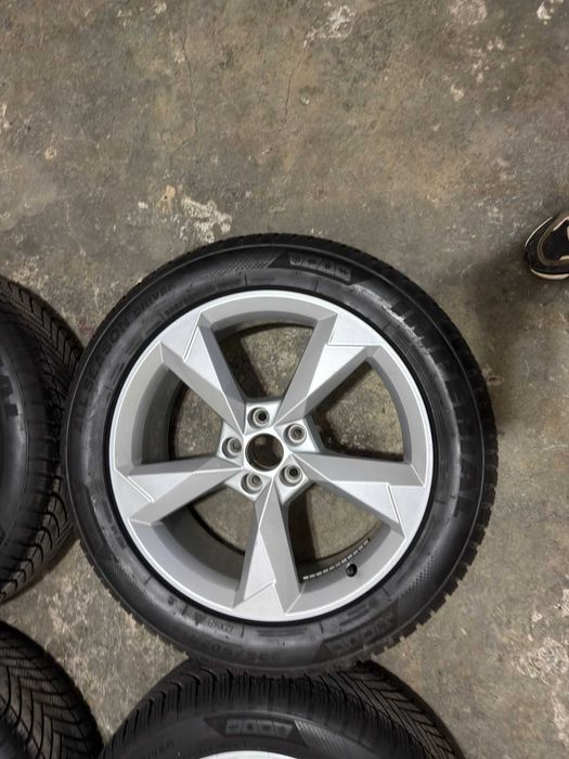 Jante Audi OEM 19 5x112 ET45 Q3 A4+ 235/50 R19 AllSeason
