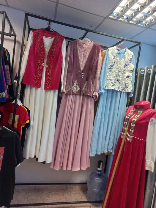 Продам новые кажекей и камзолы