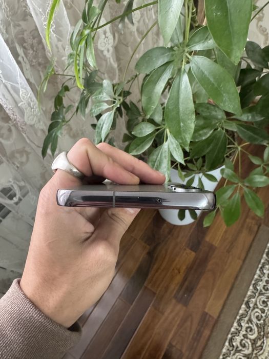 Samsung s23 plus 8/256gb