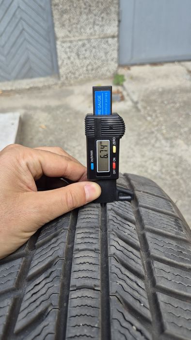 Зимни гуми Continental 205/55/17 DOT 3722