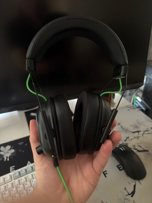 Проводные наушники Razer black shark v2 x