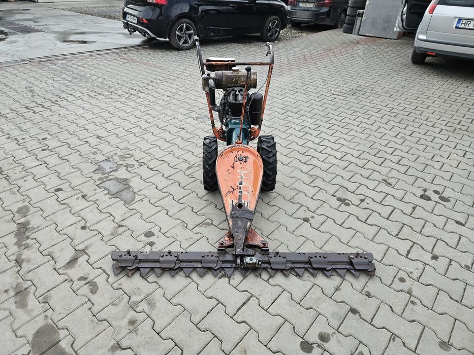 Cositor de fîn reform 158 ( carpatina) motor rotax