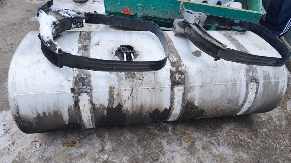 Бак Вольво 500 л