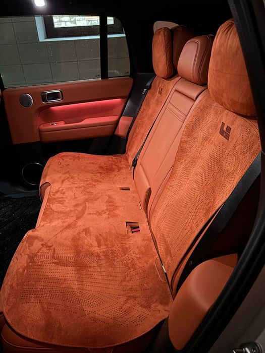 Чехлы на машину