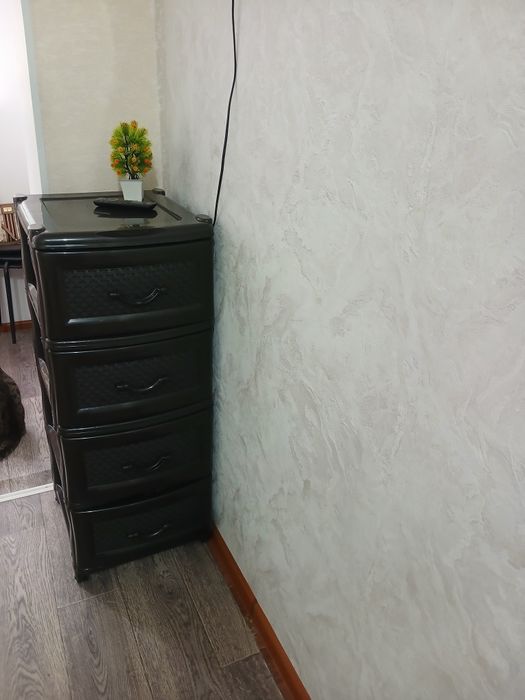 Продается комод и тумбочка