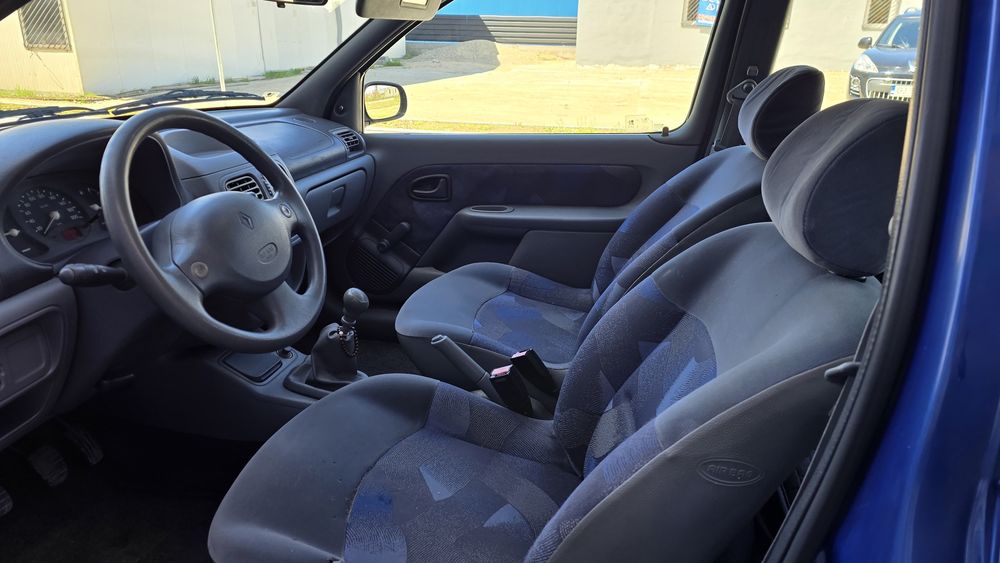 RENAULT Clio 1998 — imagine 4