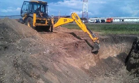 Котлован под фундамент Экскаватор 140 Копка грунта Шымкент