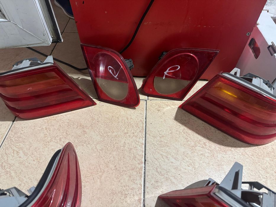 Мерседес 210 лупарик задний стоп