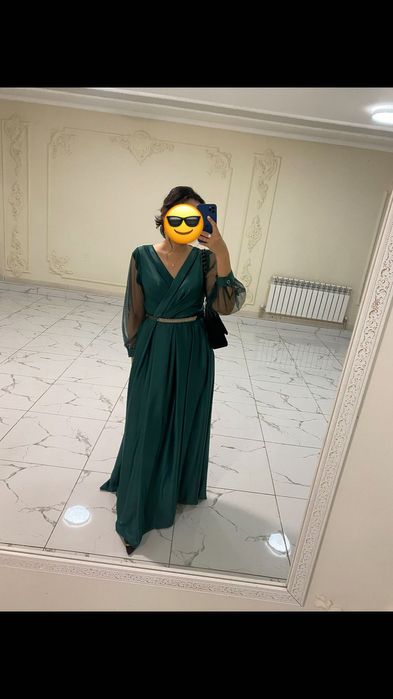 Продается красивое платье, размер Л