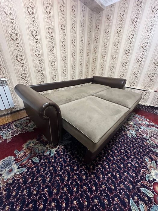 Срочно продается диван