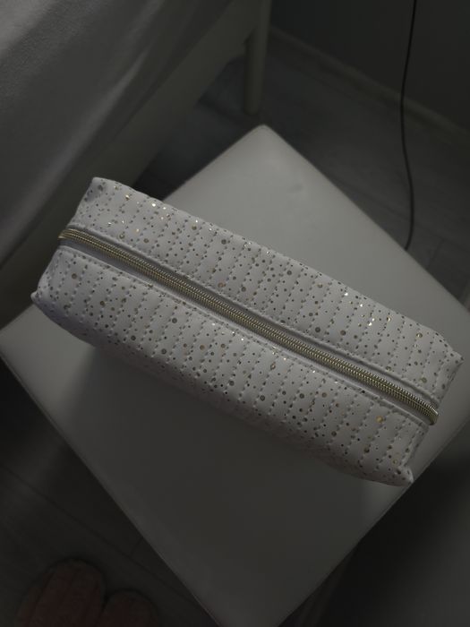 Голям несесер Dove