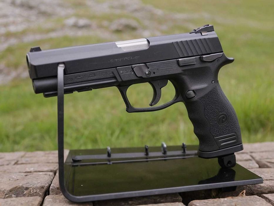 CEL MAI BUN PISTOL Cu Bile De Cauciuc!! Modificat 20 JOULI ! / Hdp Co2