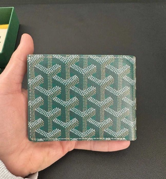 portofel goyard.