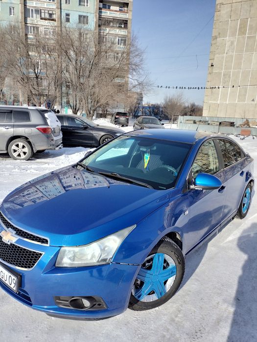 Продам Шевроле Круз 1.8