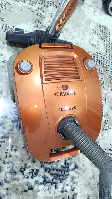 Пылесос не рабочий,надо ремонтировать