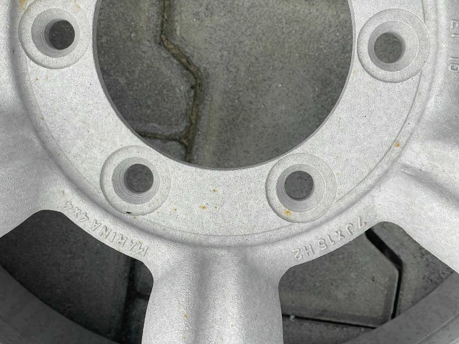 4x Jante Toyota 6x139.7 ET10 R15