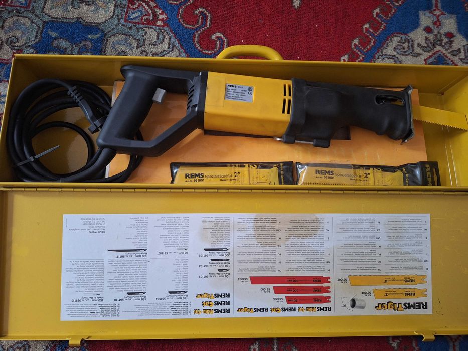 Ferastrau electric universal REMS Cat ANC