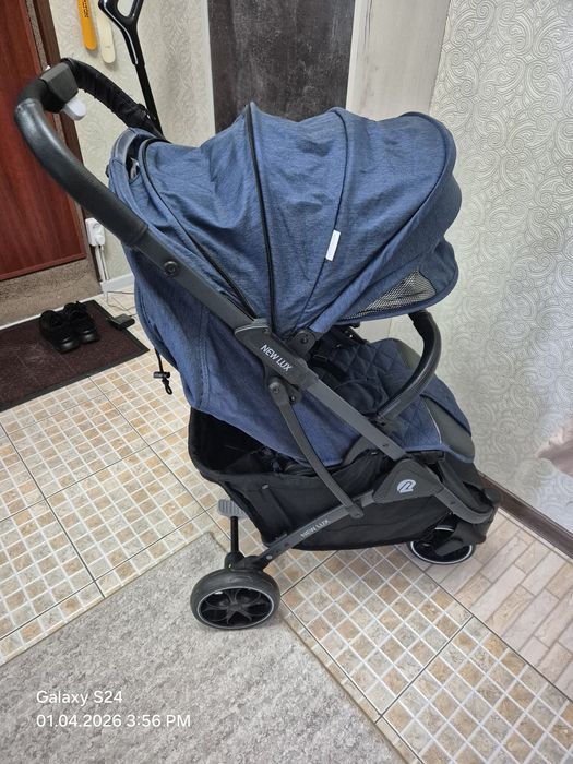 Продам детскую коляску