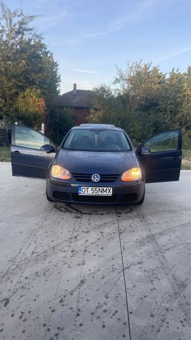 Golf 5 1.6 mpi!!
