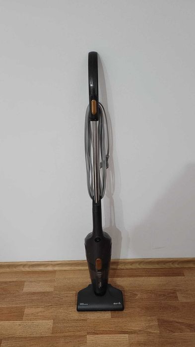 Aspirator Deerma si Mop cu Abur Studio Casa