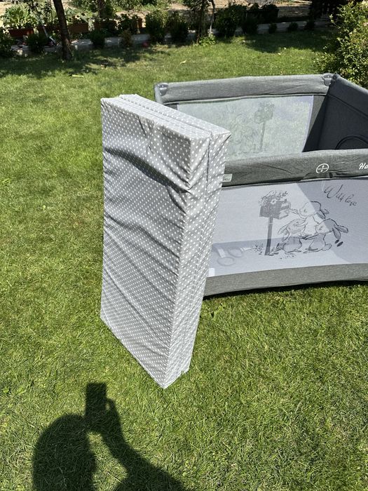 Детска кошара за спане и игра, преносима