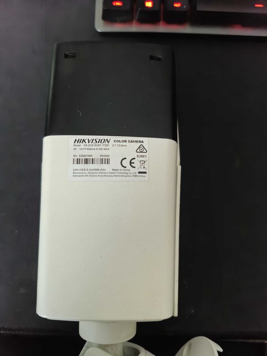 vand  doua camere supraveghere hikvision ds-2ce16h0t-it3zf