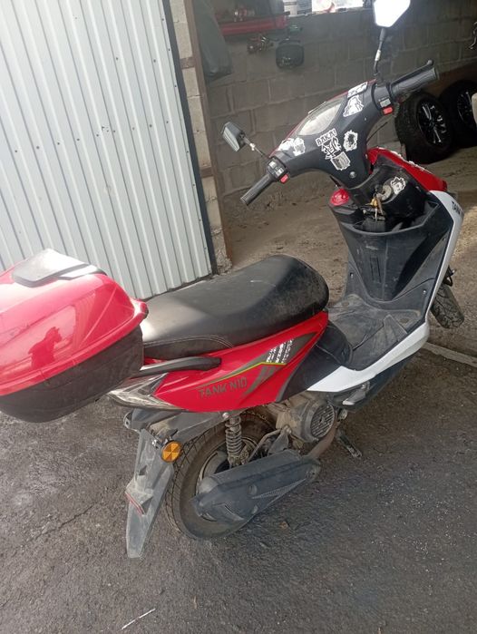 Скутер Tank Sports