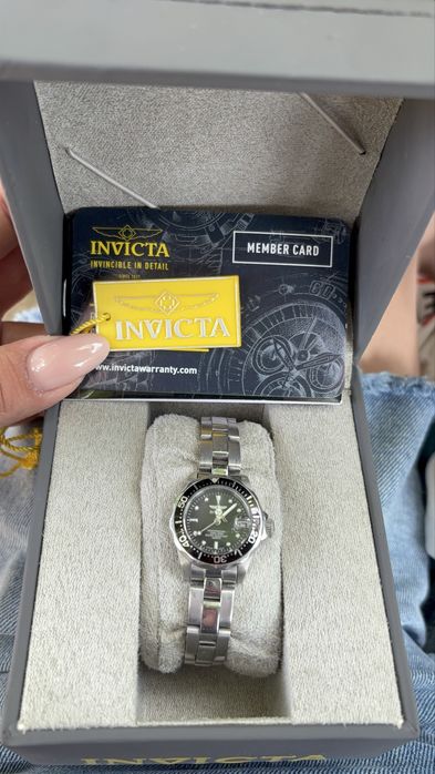 Часовник Invicta