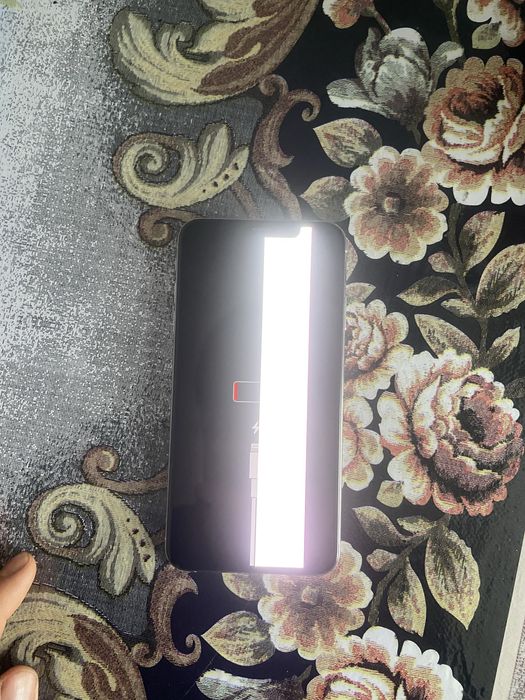 iPhone XS max продам