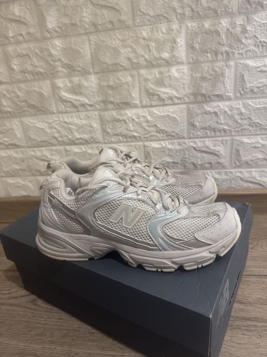 Обувки NEW BALANCE 530 "MOONBEAM"