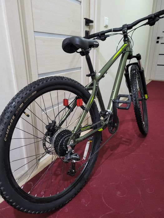 Montana Mongoose velosipedi (dark green). SROCHNO!