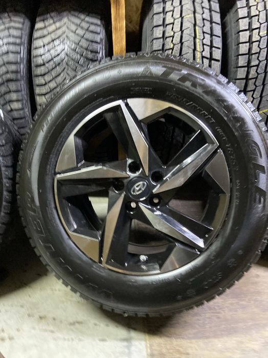 235/65/17 Hyundai Tucson ,с датчиками
