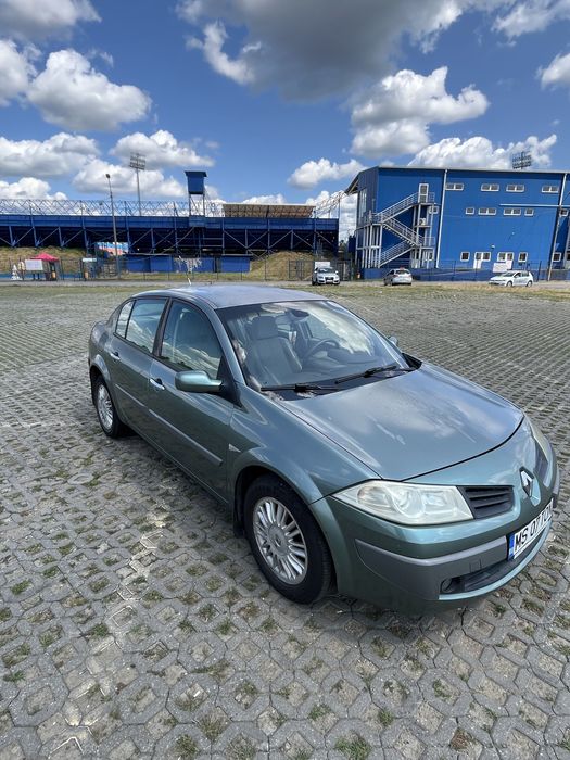 RENAULT Megane